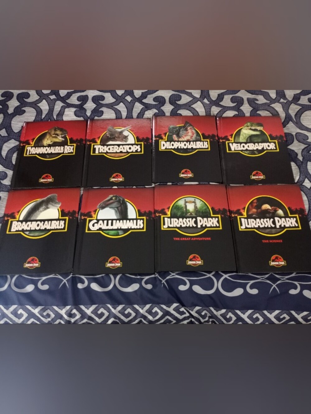 RARE 1993 VINTAGE Jurassic Park 1-8 BOOK COLLECTION (ENGLISH)